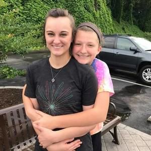 Meet your Posher, Kenzie